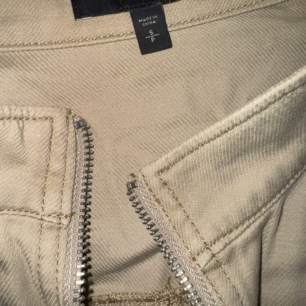 Express jacket size small - Picture 2 of 4